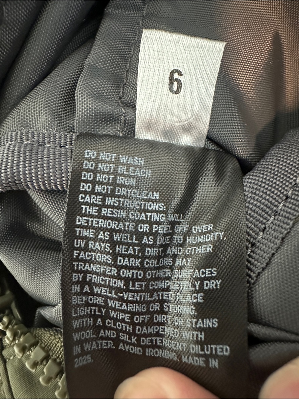 Uniqlo Multi Pocket Shoulder Bag in Olive - Picture 11 of 11